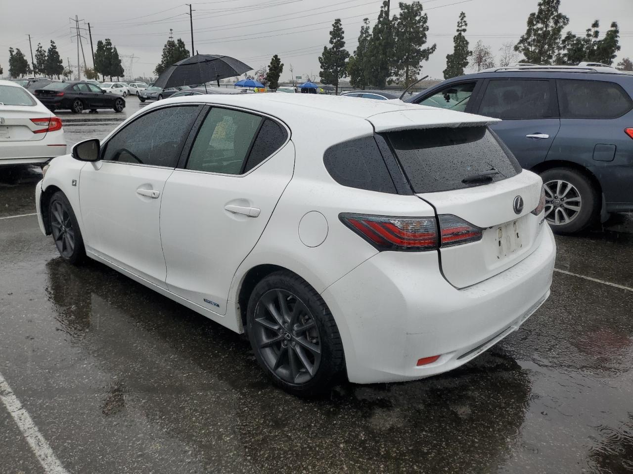 2012 Lexus CT - Image 2