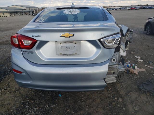  CHEVROLET CRUZE 2018 Srebrny