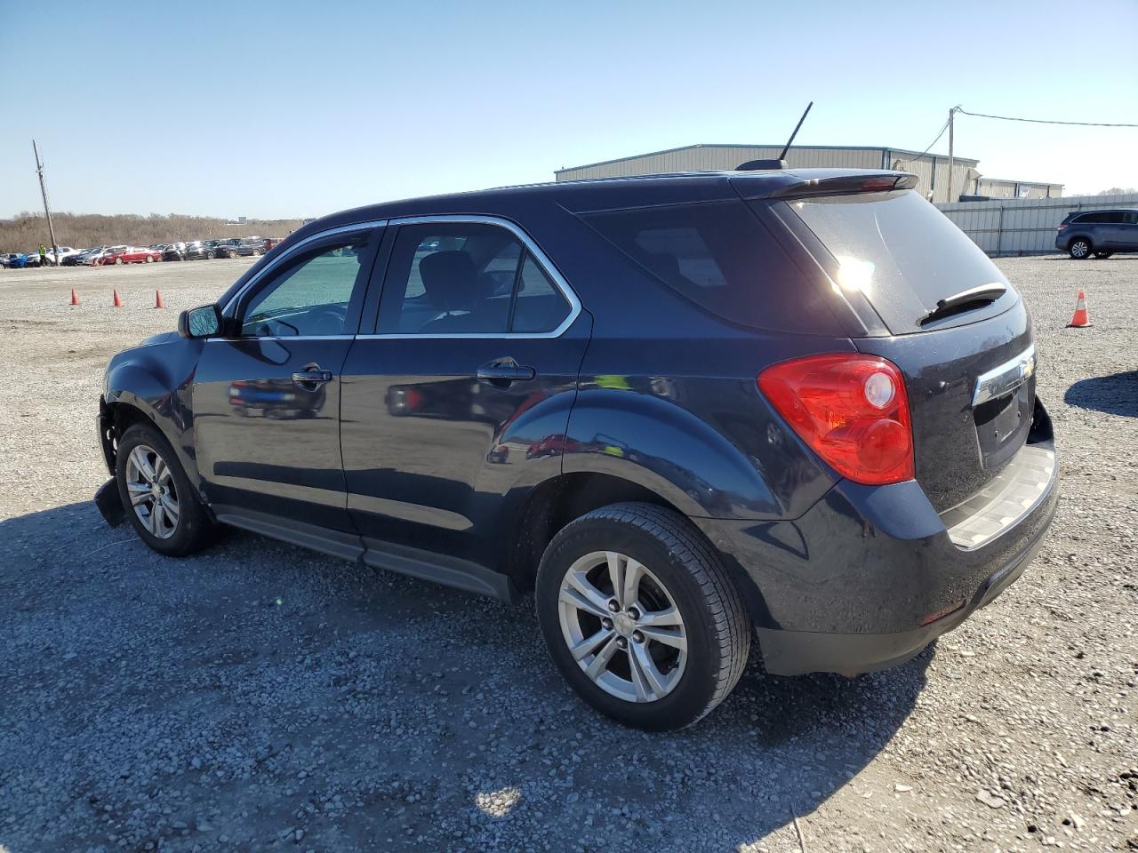 2015 Chevrolet Equinox - Image 2