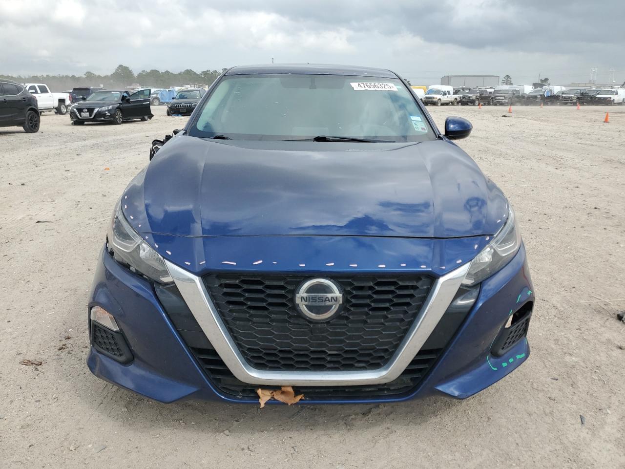 2020 Nissan Altima - Image 5