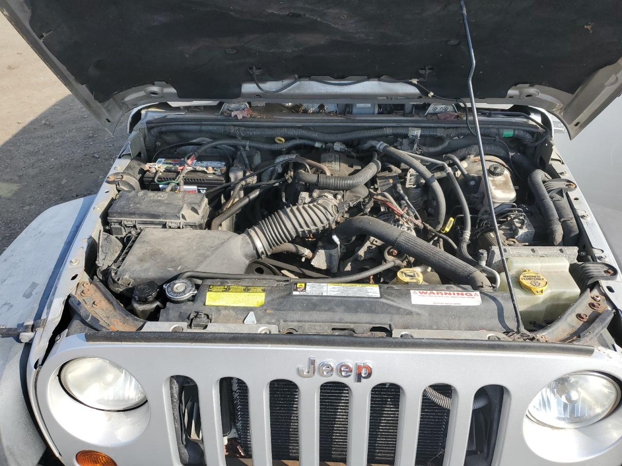 2008 Jeep Wrangler - Image 11