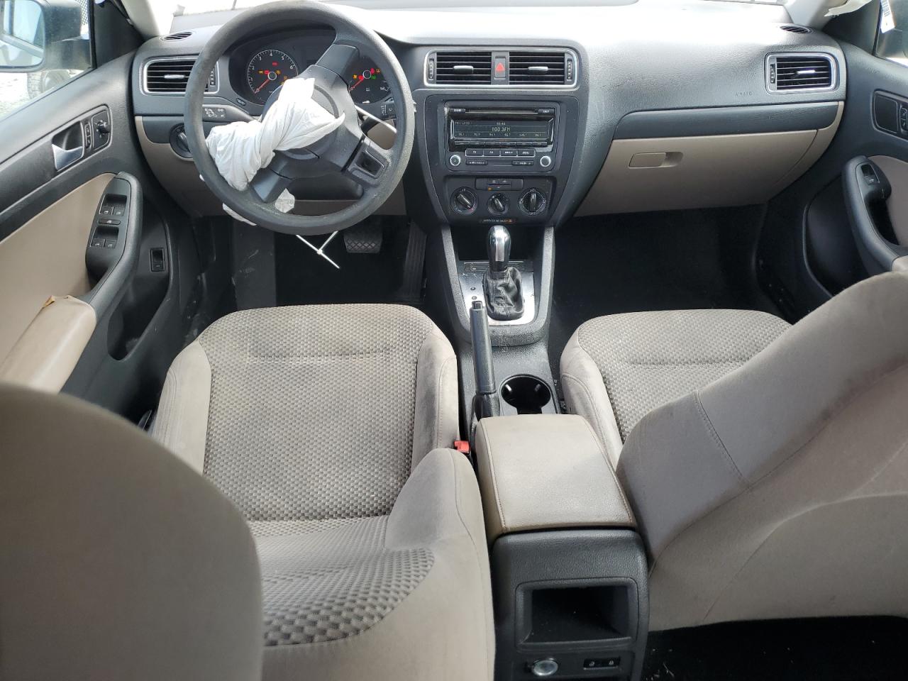 2014 Volkswagen Jetta - Image 8