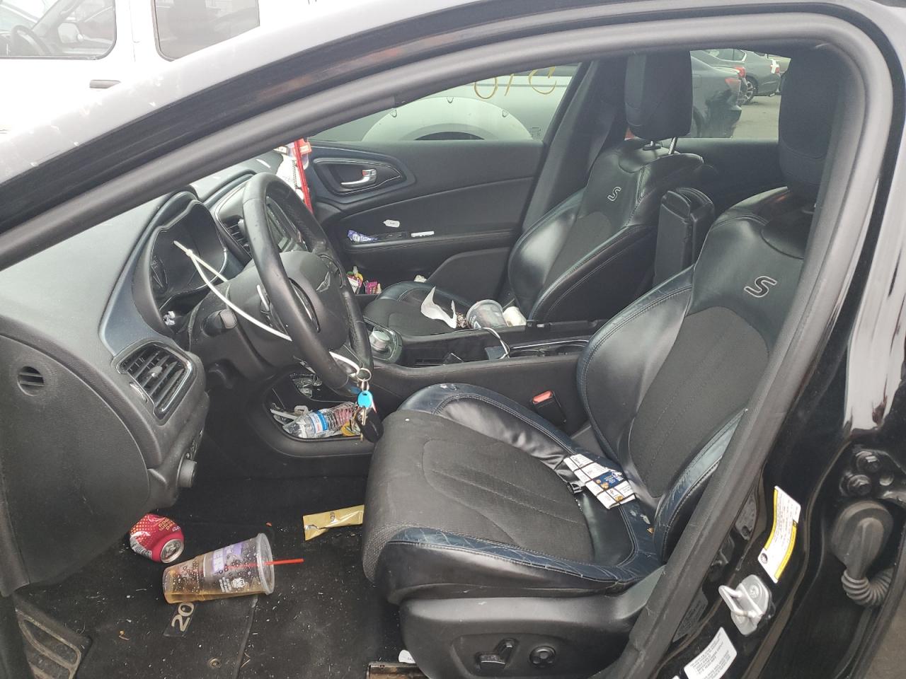 2015 Chrysler 200 - Image 7
