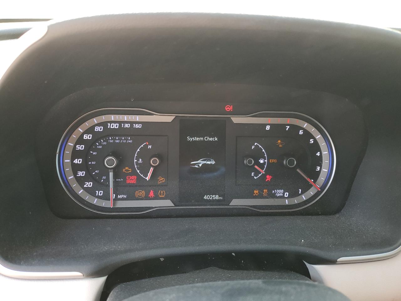 2022 Hyundai Tucson - Image 9