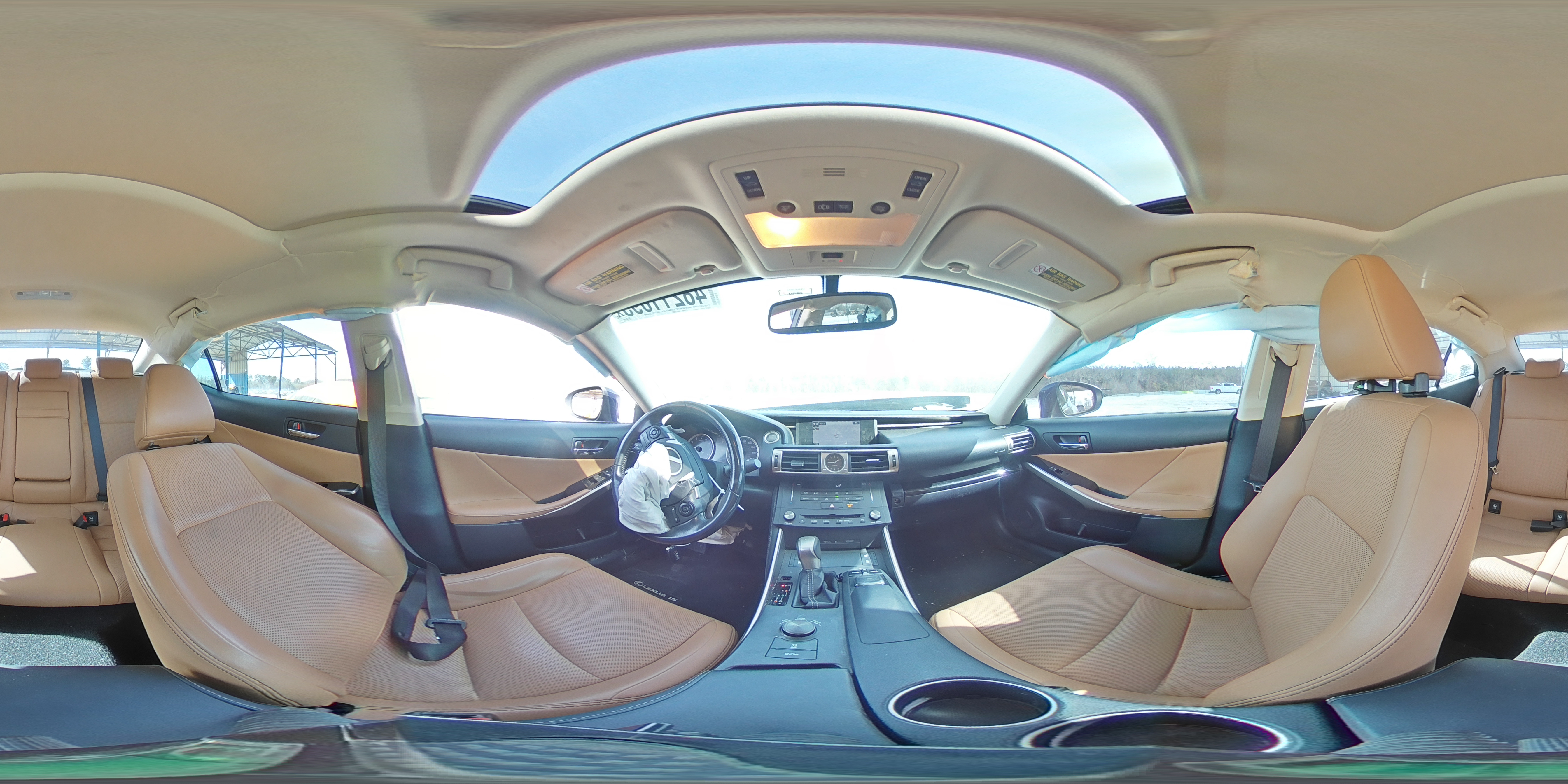 2015 Lexus IS - Image 12