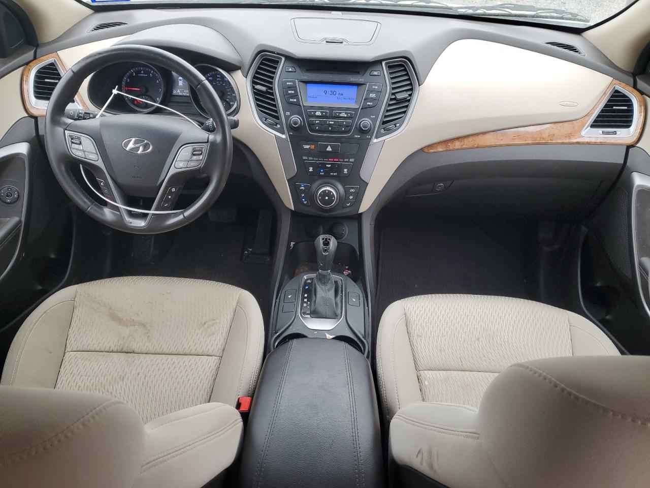 2013 Hyundai Santa Fe - Image 8