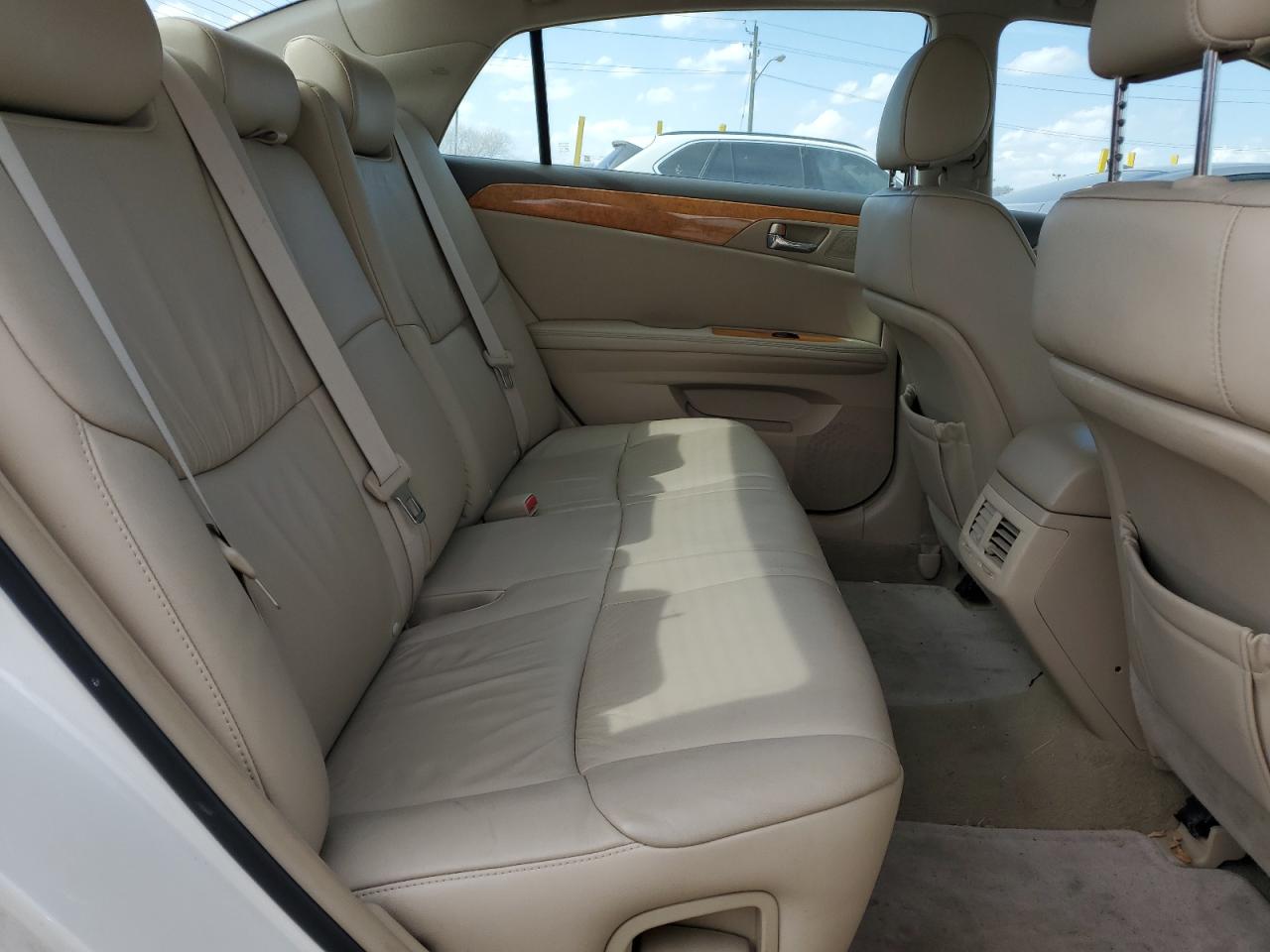 2006 Toyota Avalon - Image 10