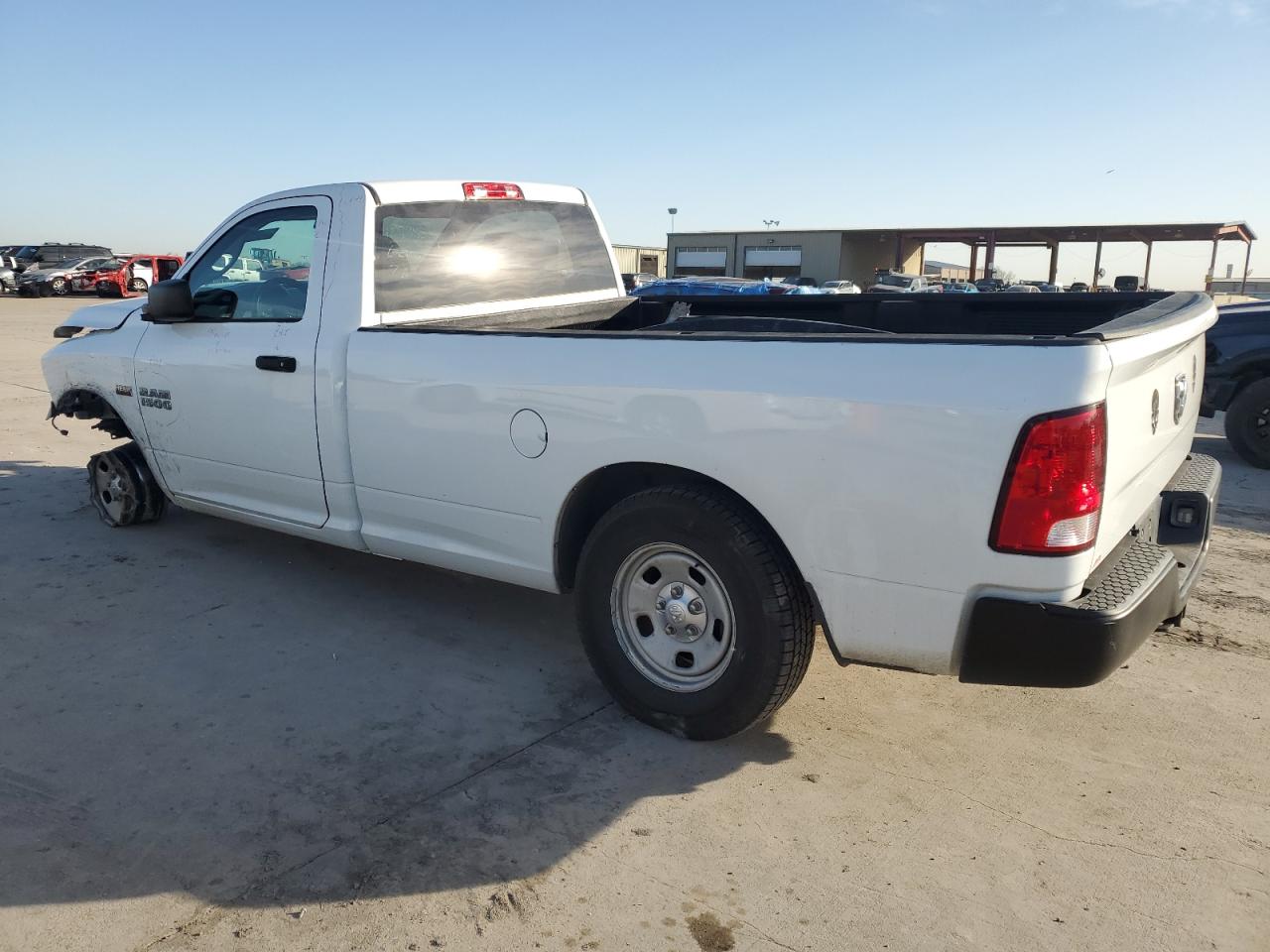 2016 RAM 1500 - Image 2