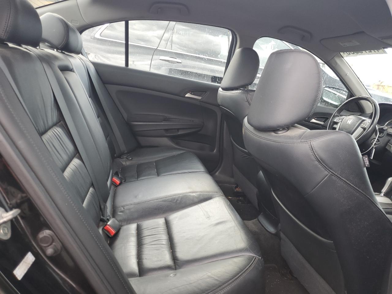 2012 Honda Accord - Image 10