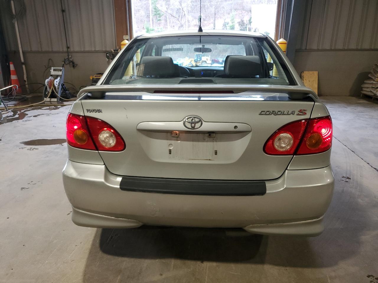 2004 Toyota Corolla - Image 6