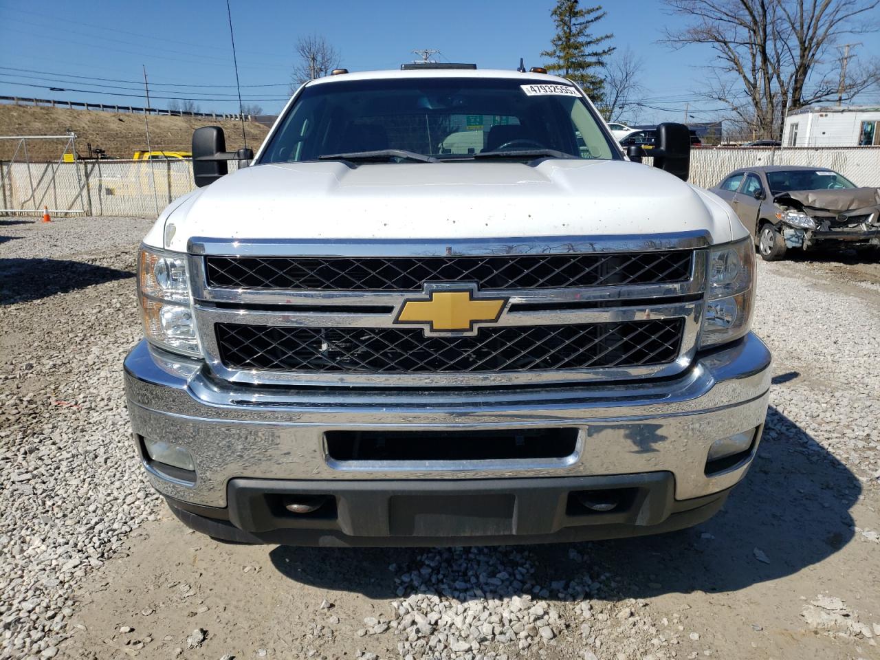 2011 Chevrolet Silverado - Image 5