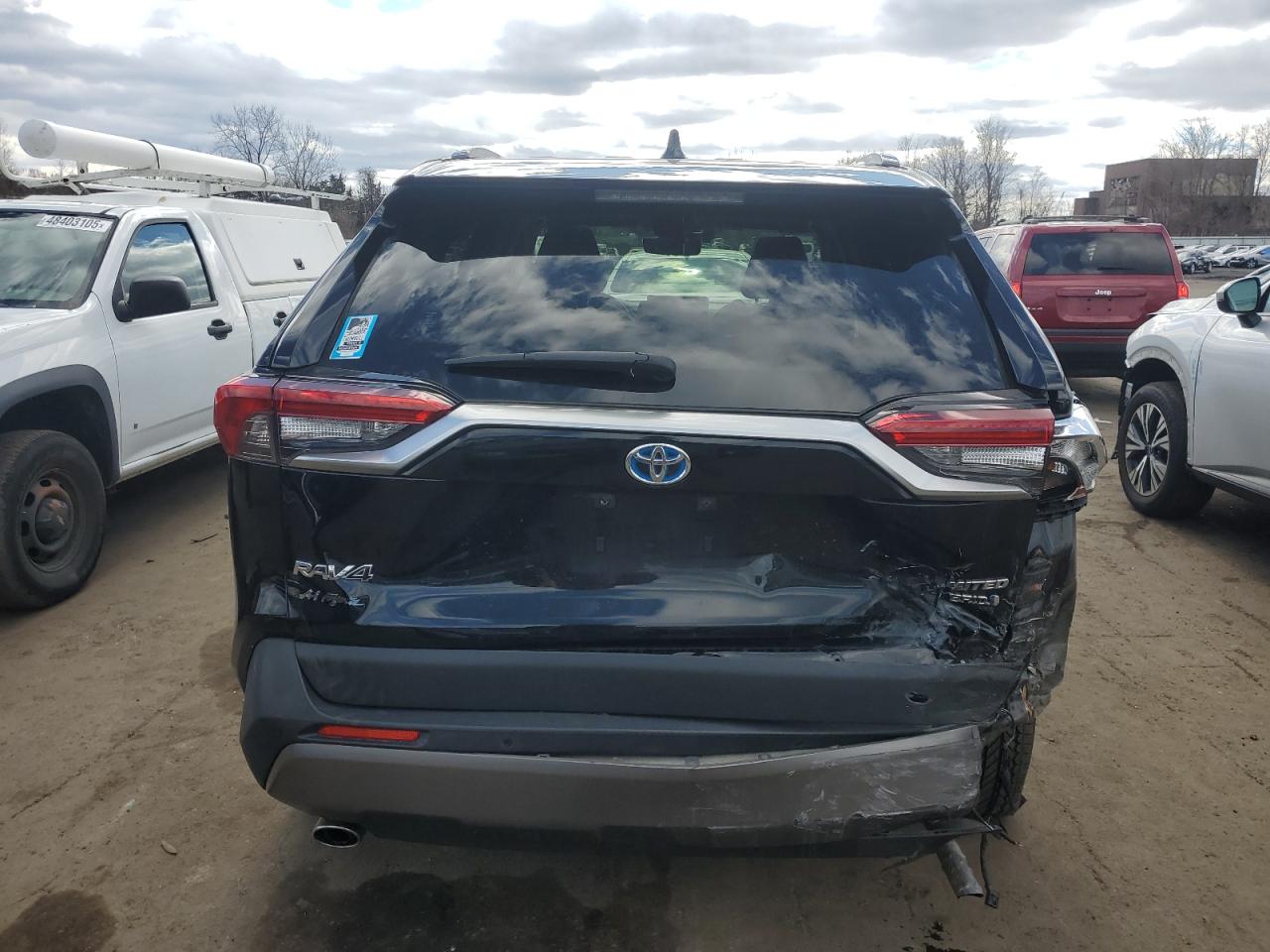 2020 Toyota RAV 4 - Image 6