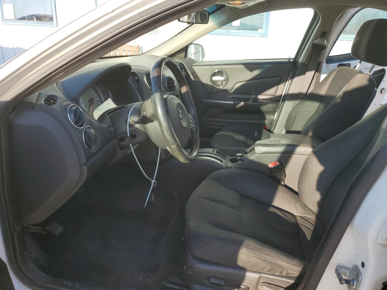 2006 Pontiac Grand Prix - Image 7