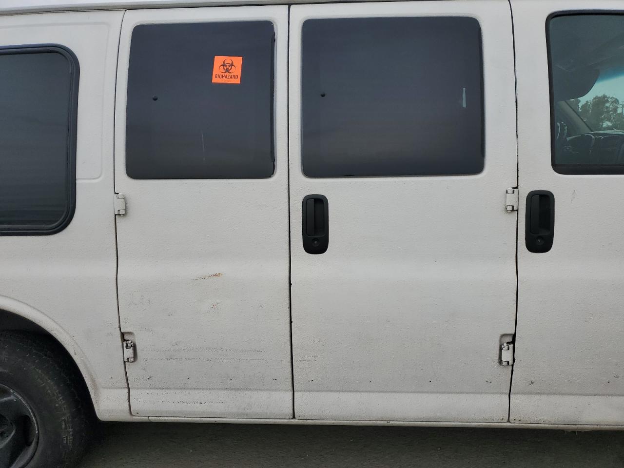 1999 GMC Savana - Image 10