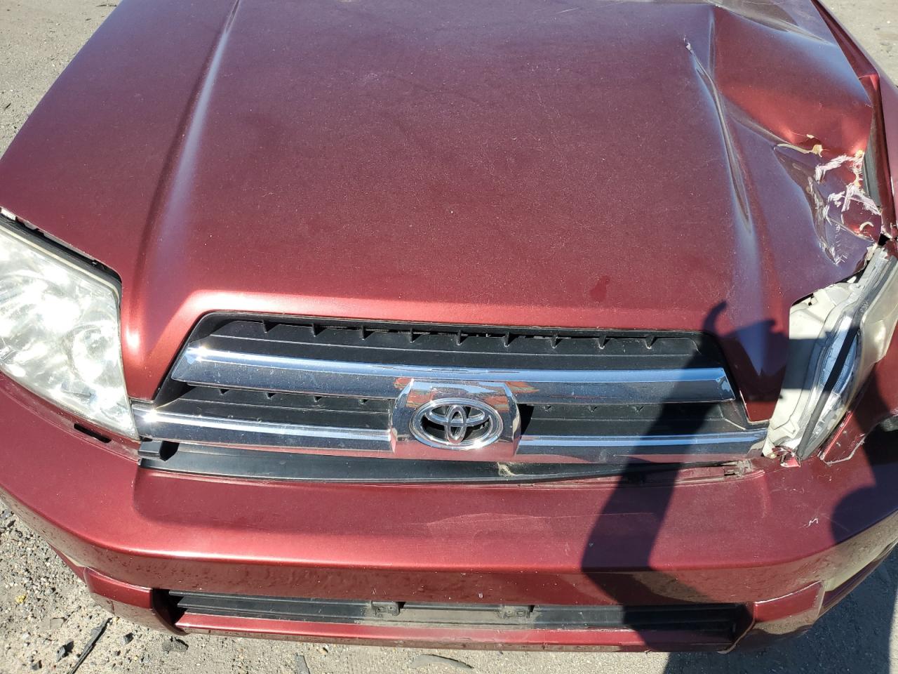 2005 Toyota 4Runner - Image 11