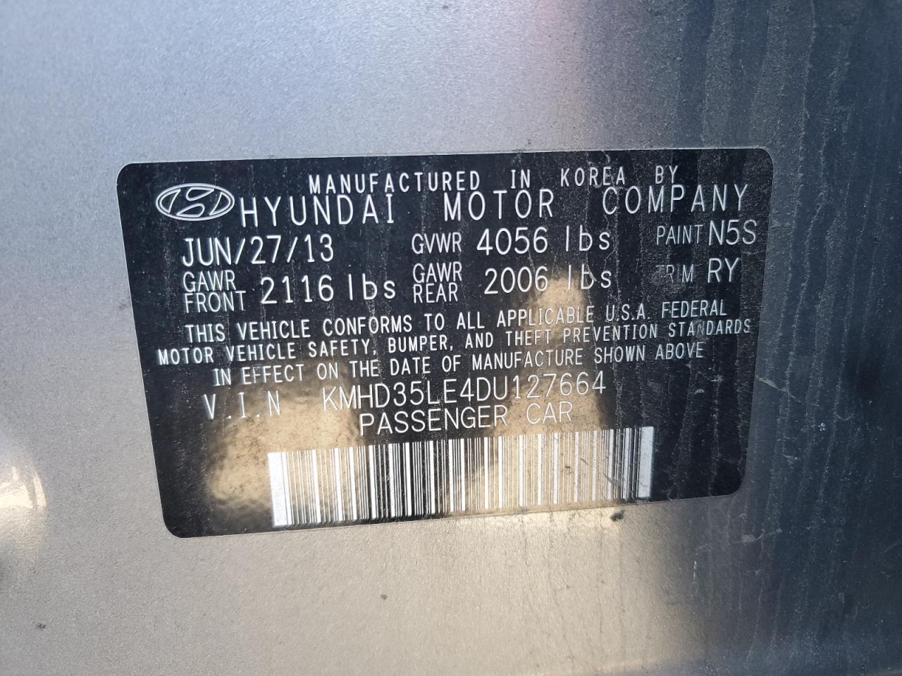 2013 Hyundai Elantra - Image 12