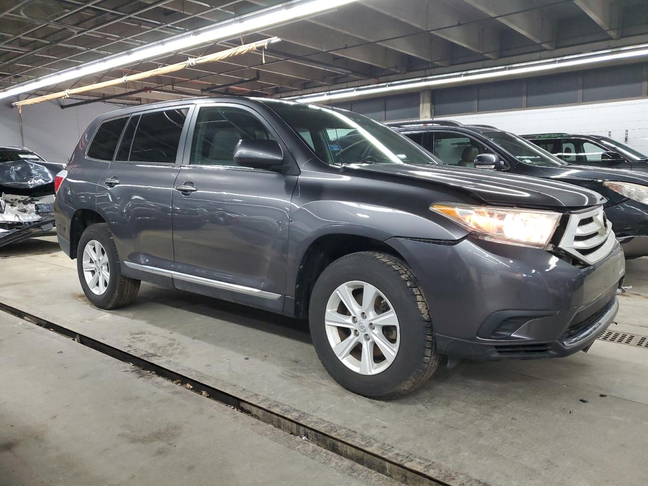 2012 Toyota Highlander - Image 4