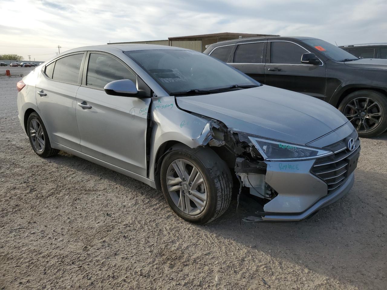2020 Hyundai Elantra - Image 4