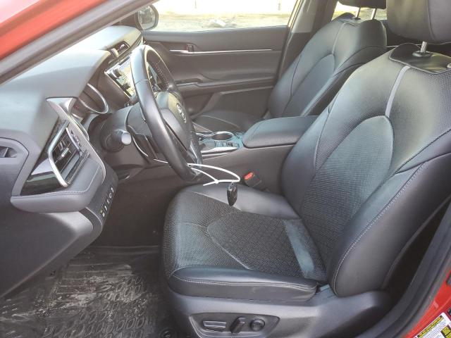  TOYOTA CAMRY 2020 Красный