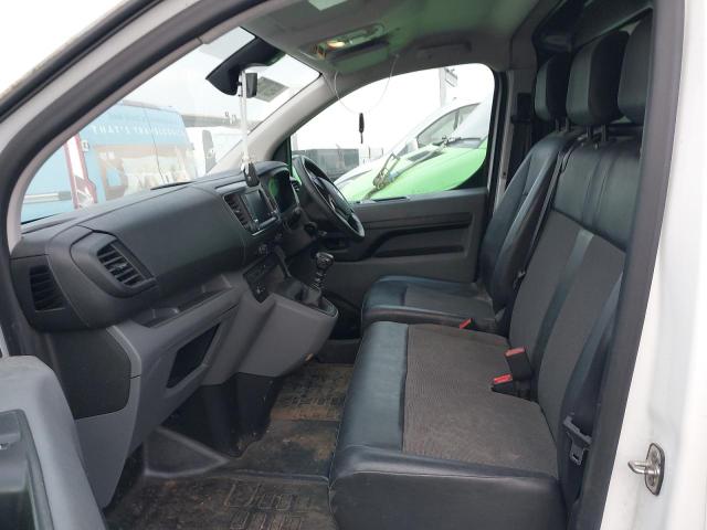 2019 VAUXHALL VIVARO 290