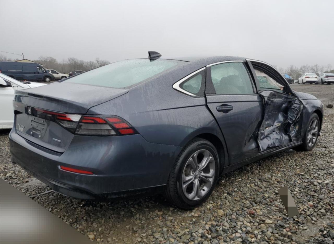 2023 Honda Accord - Image 3