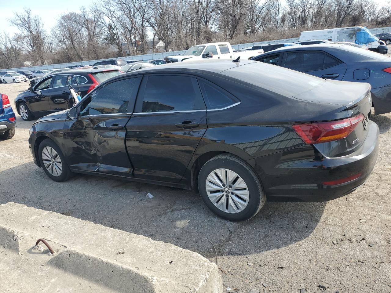 2019 Volkswagen Jetta - Image 2