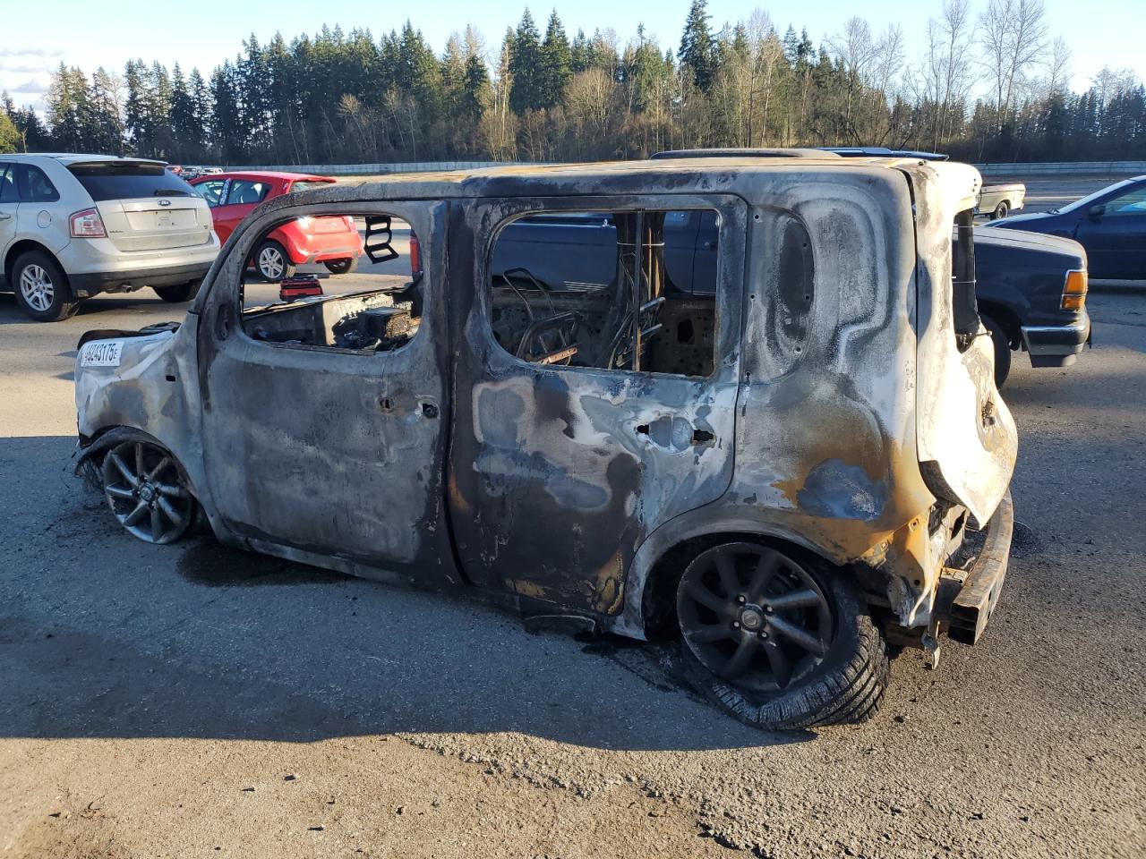 2011 Nissan Cube - Image 2
