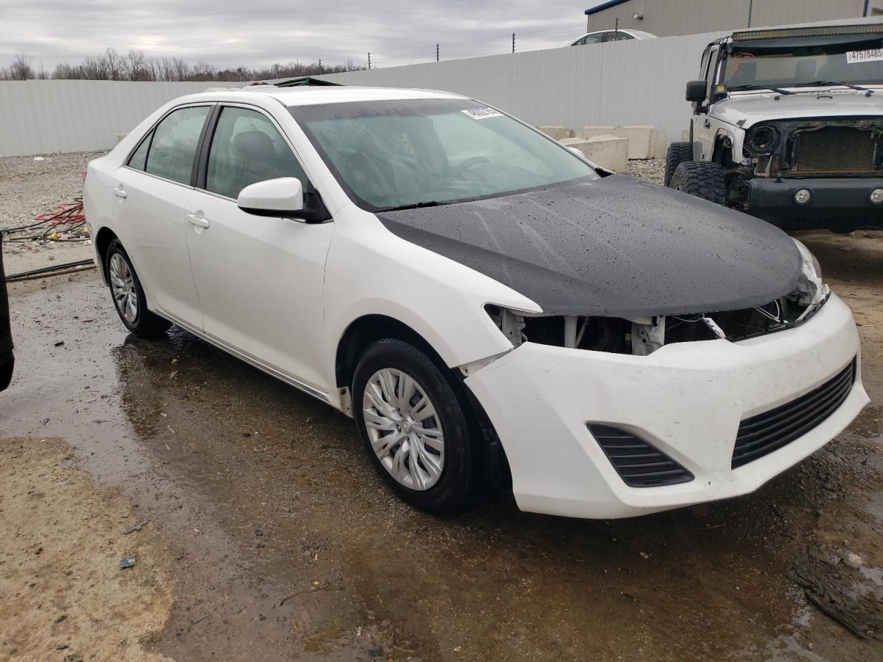 2012 Toyota Camry - Image 4