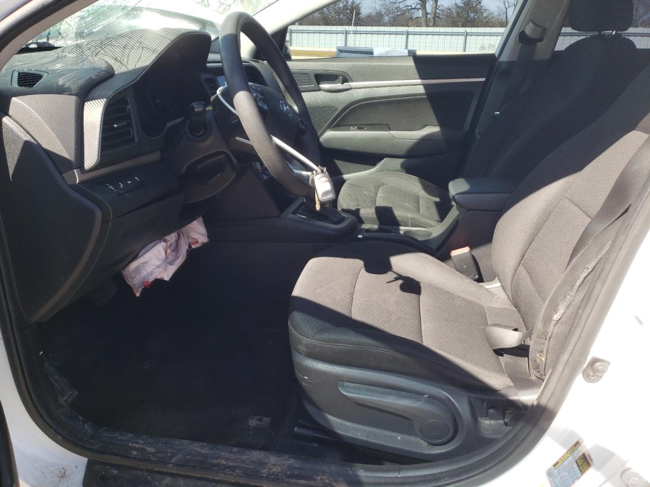 2020 Hyundai Elantra - Image 7