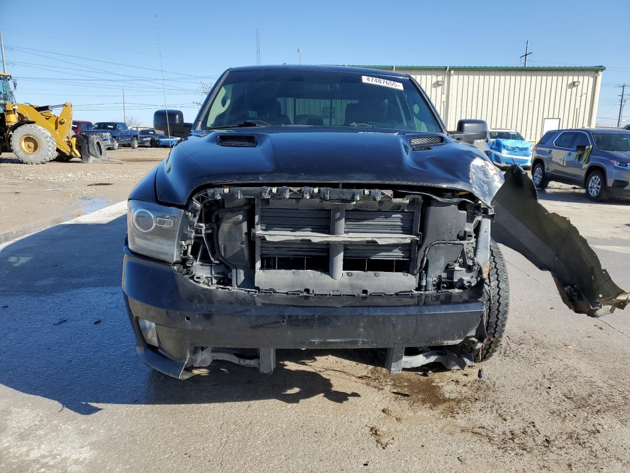 2016 RAM 1500 - Image 5