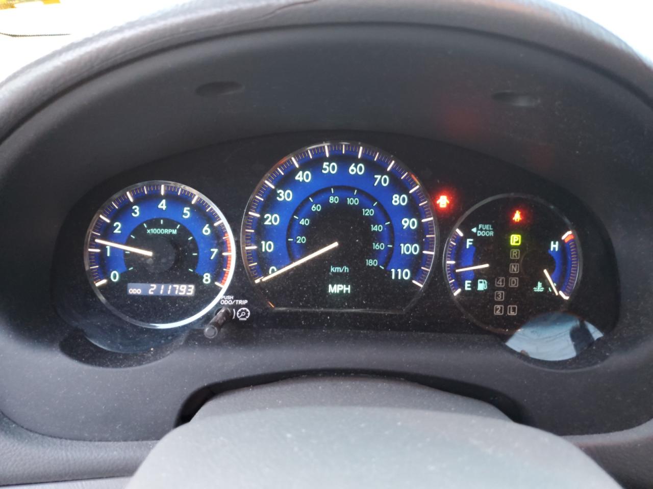 2008 Toyota Sienna - Image 9