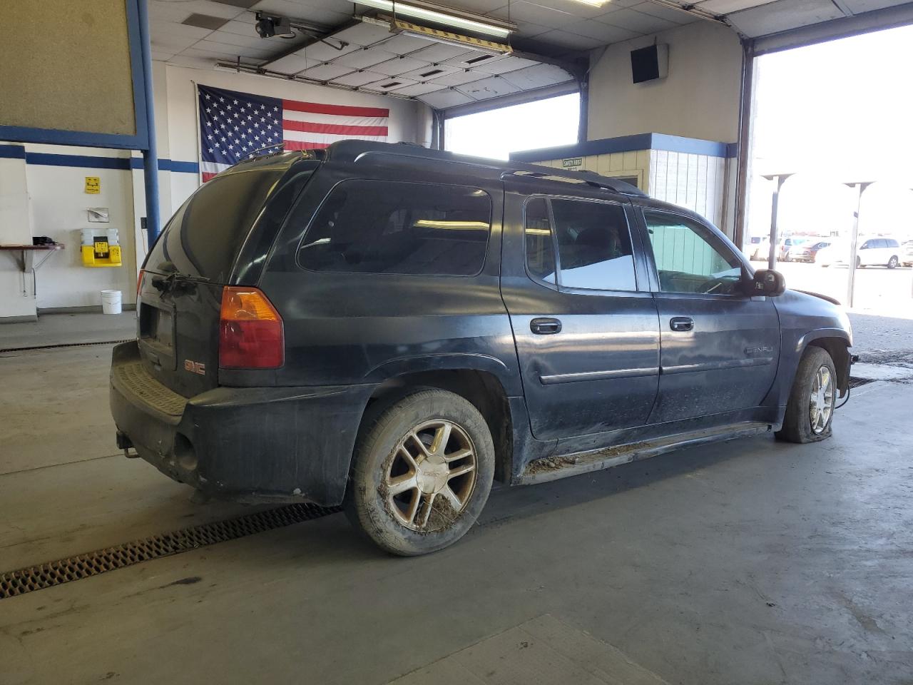2006 GMC Envoy - Image 3