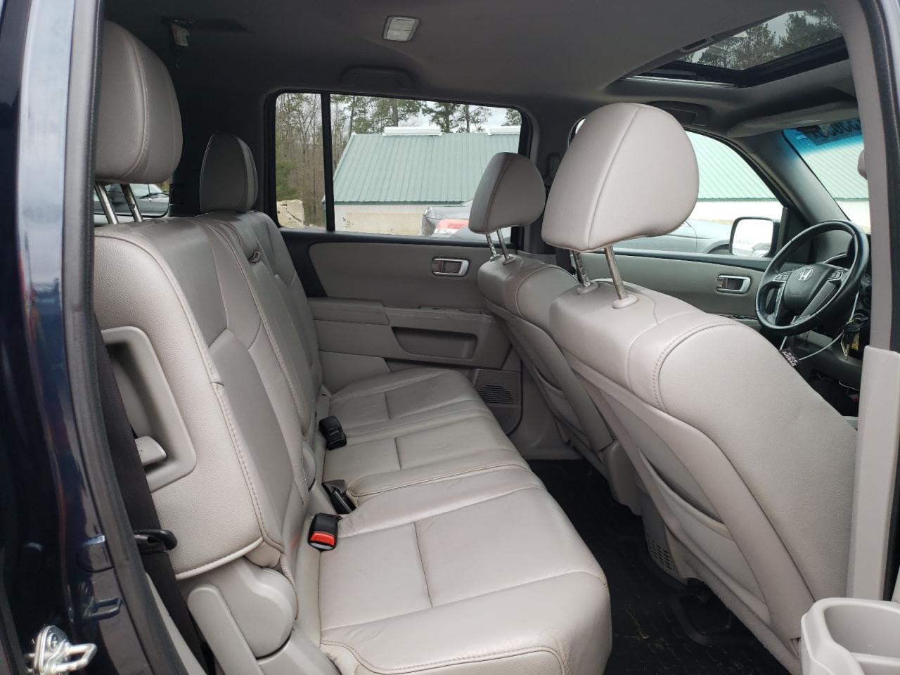 2012 Honda Pilot - Image 11