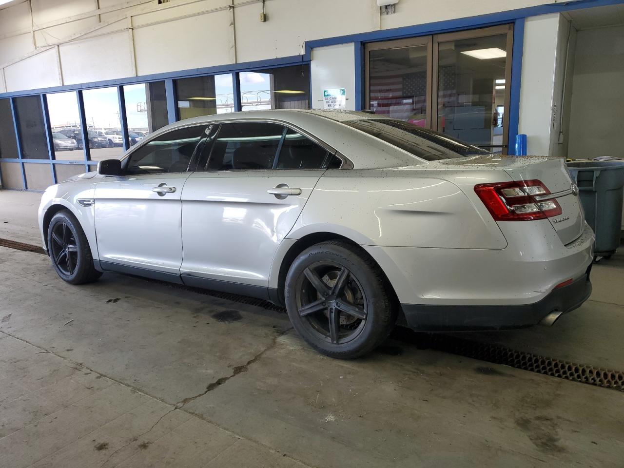2013 Ford Taurus - Image 2
