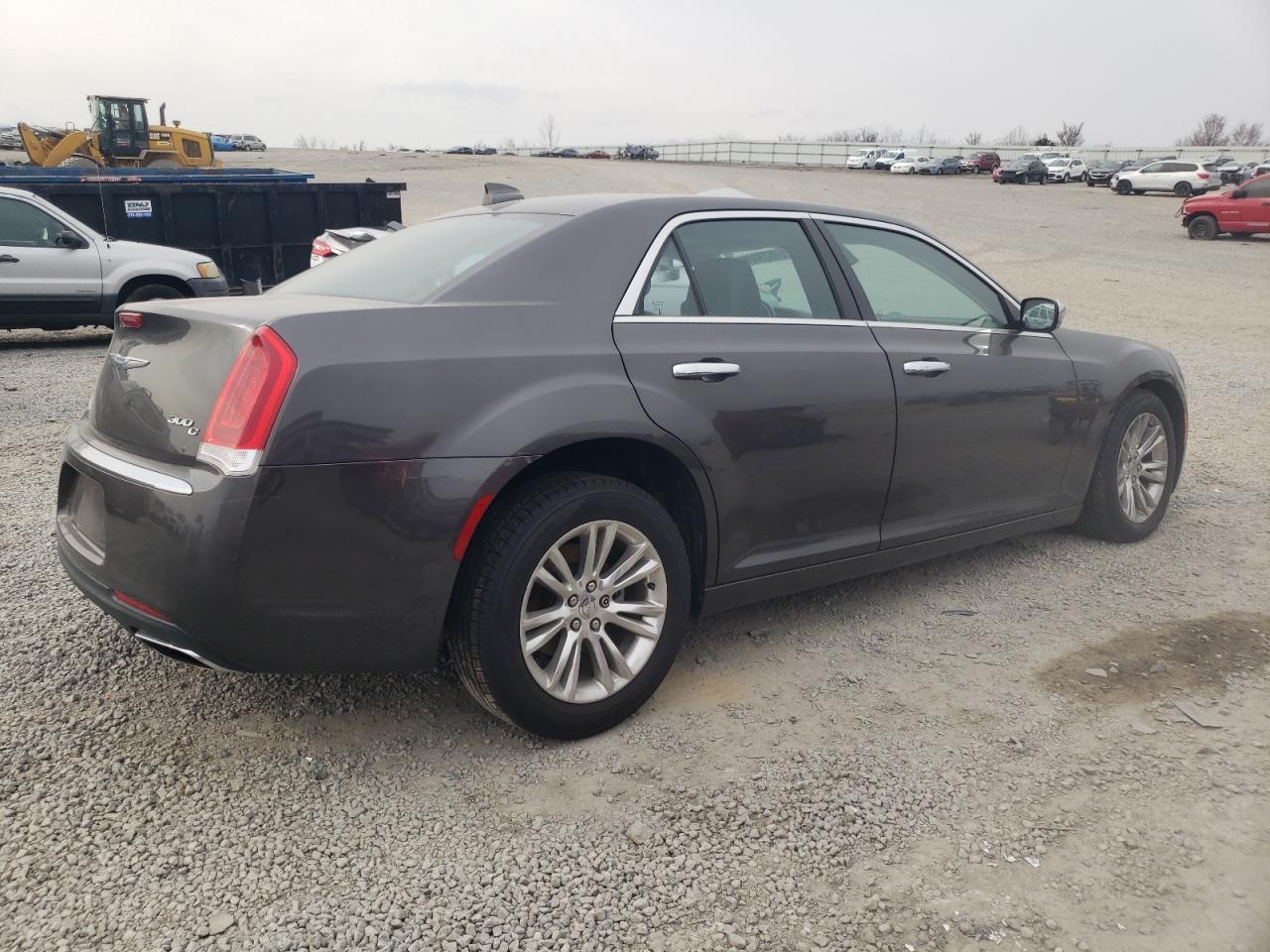 2016 Chrysler 300 - Image 3