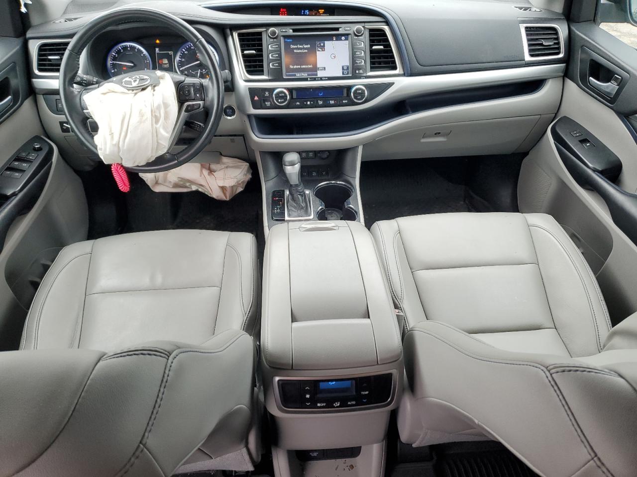 2018 Toyota Highlander - Image 8