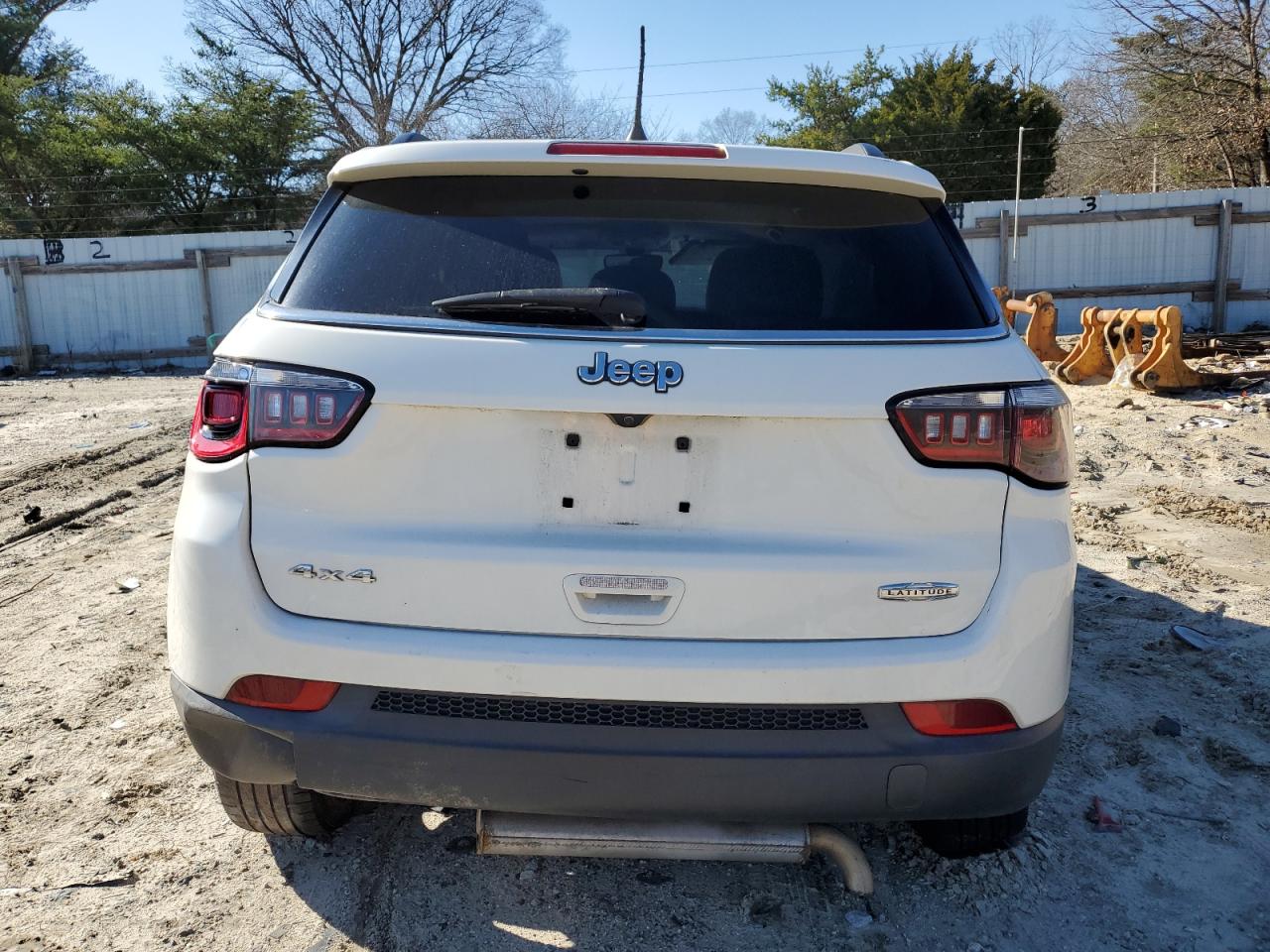 2018 Jeep Compass - Image 6