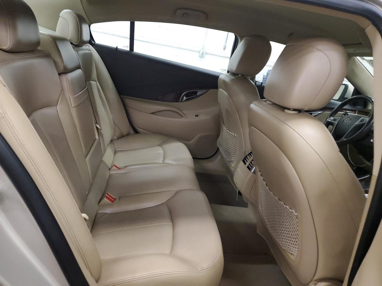 2011 Buick LaCrosse - Image 10