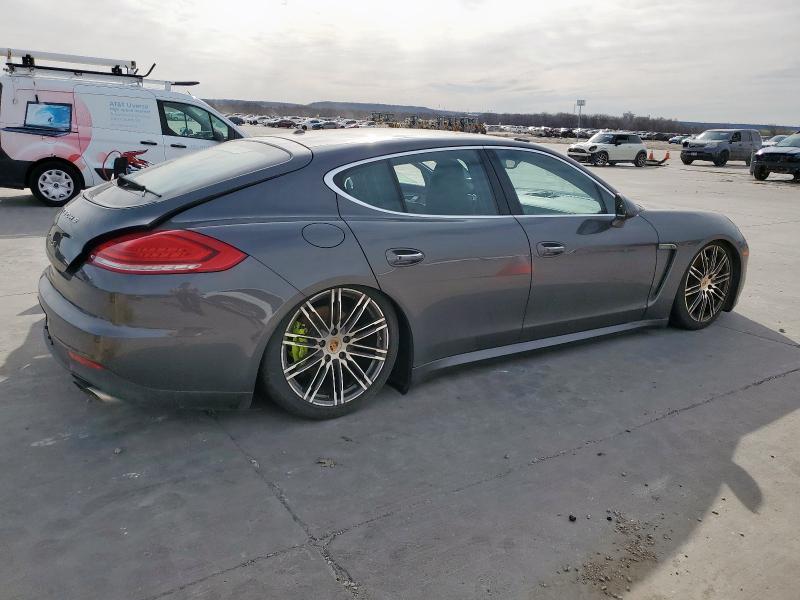 Sedans PORSCHE PANAMERA 2015 Gray