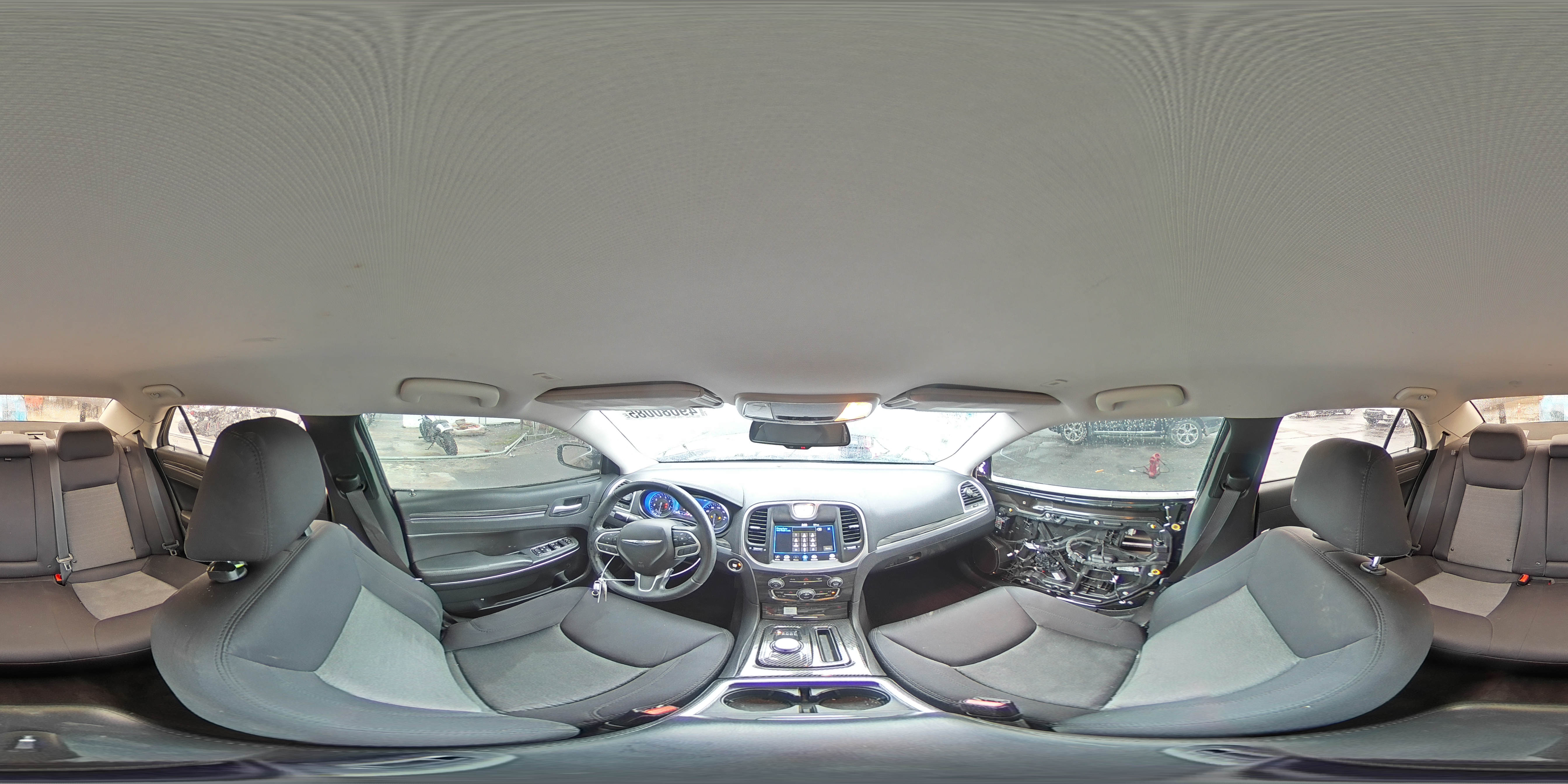 2018 Chrysler 300 - Image 12