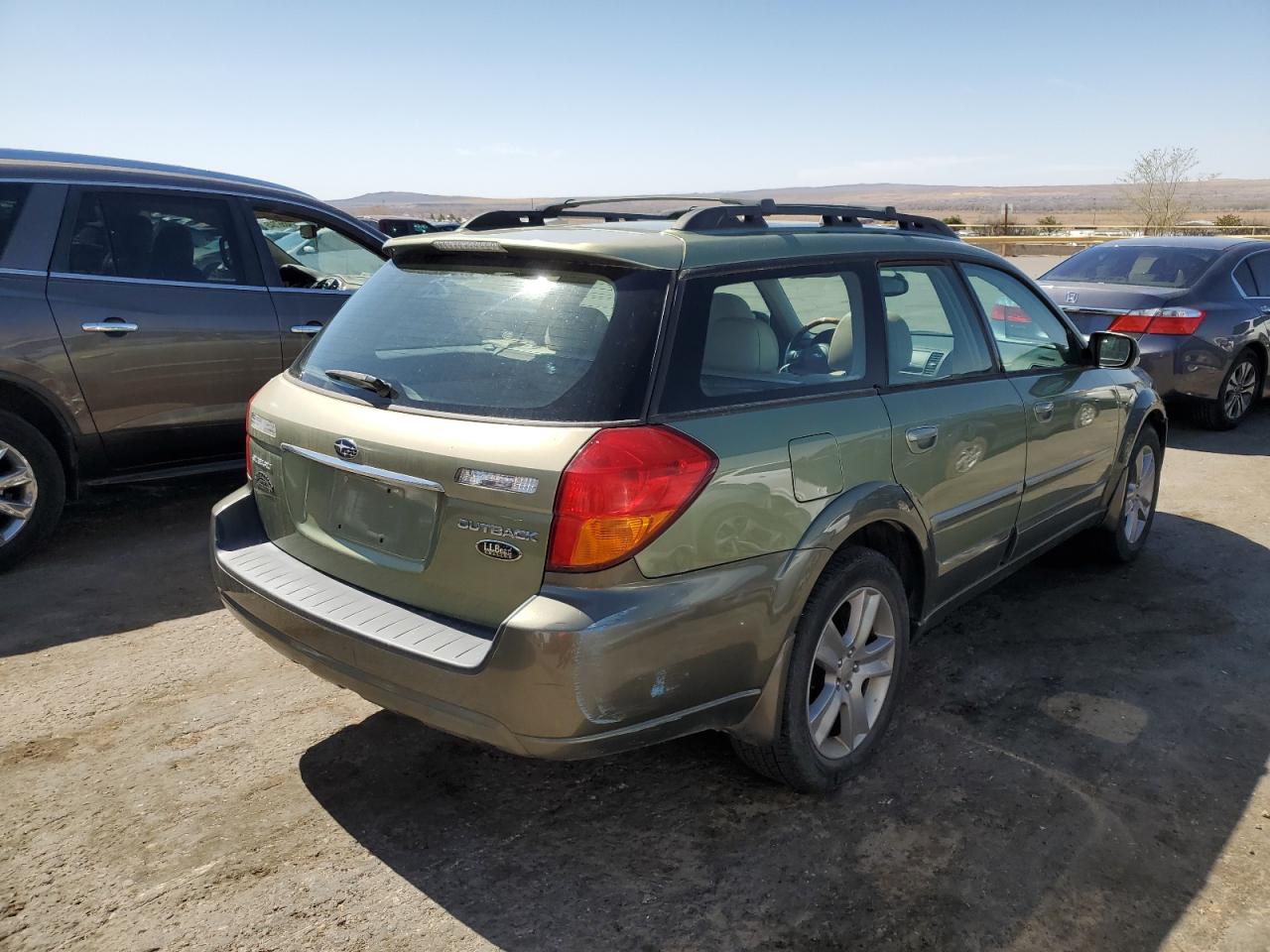 2005 Subaru Outback - Image 3