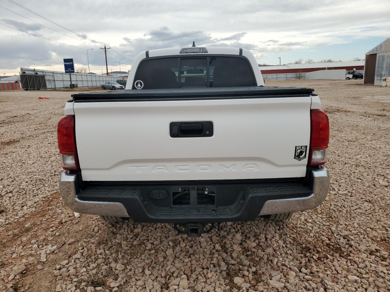 2016 Toyota Tacoma - Image 6