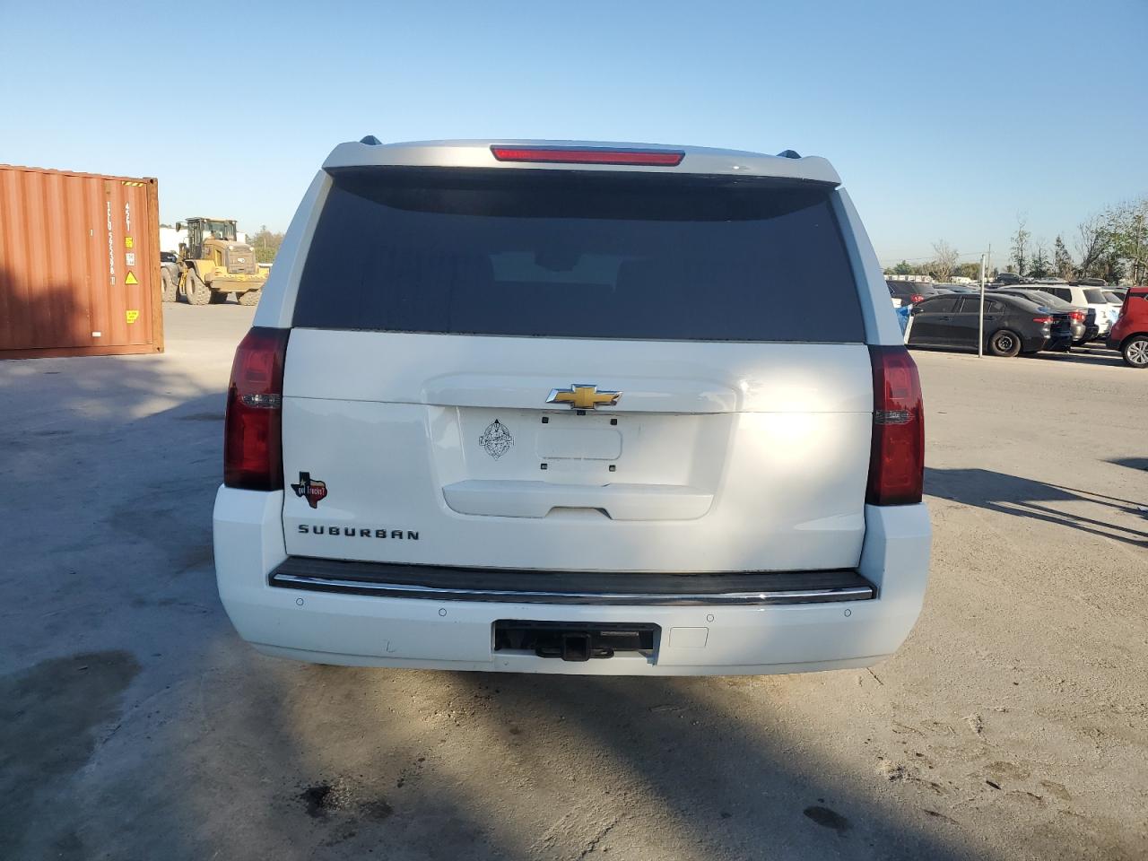 2015 Chevrolet Suburban - Image 6