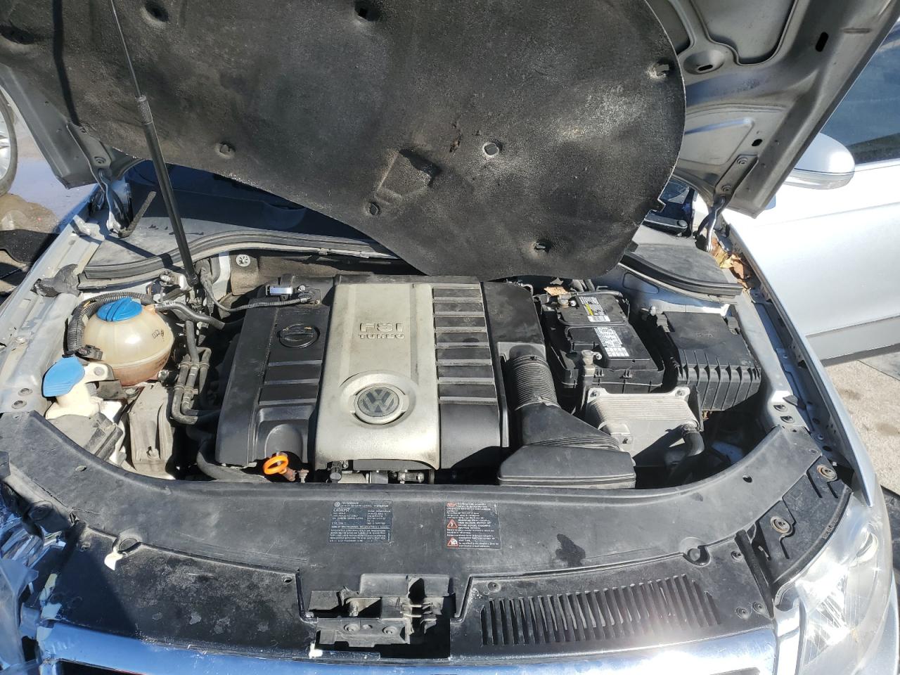 2008 Volkswagen Passat Turbo VIN: WVWJK73C98E108516 Lot: 47948525