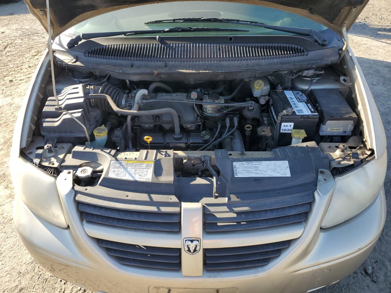 2006 Dodge Caravan - Image 12