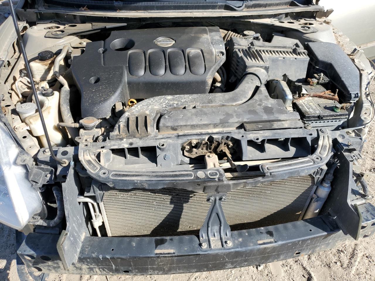 2010 Nissan Altima - Image 11