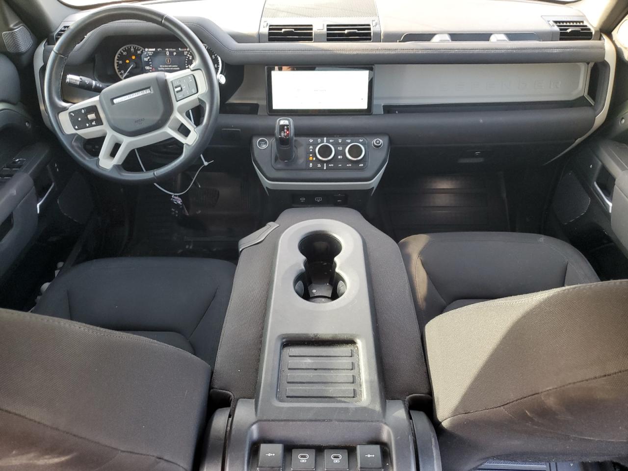 2021 Land Rover Defender - Image 8