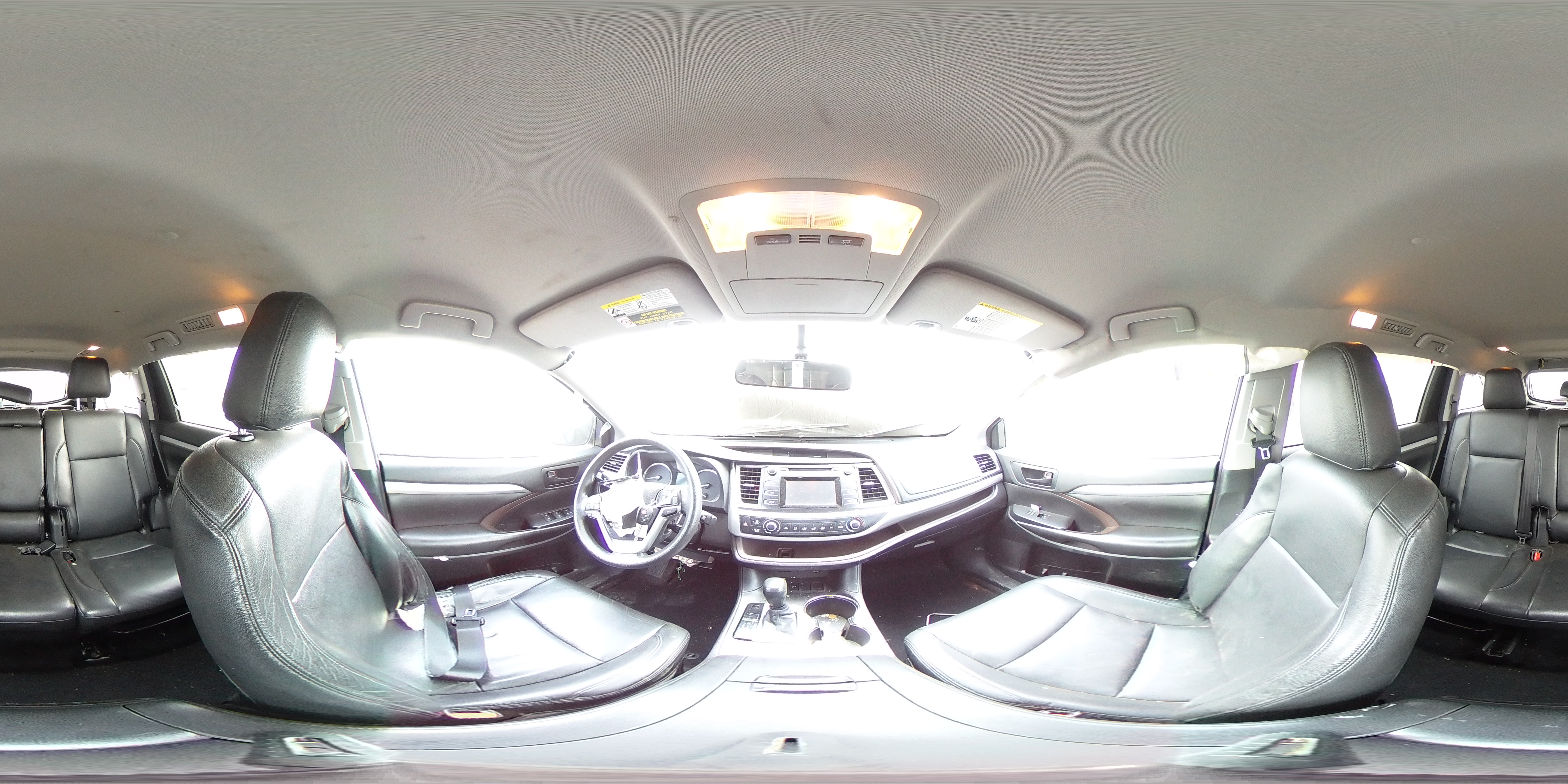 2016 Toyota Highlander - Image 13