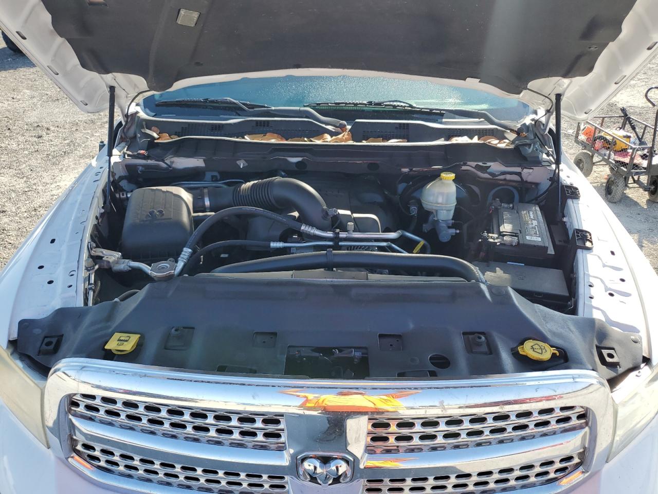 2015 RAM 1500 - Image 12