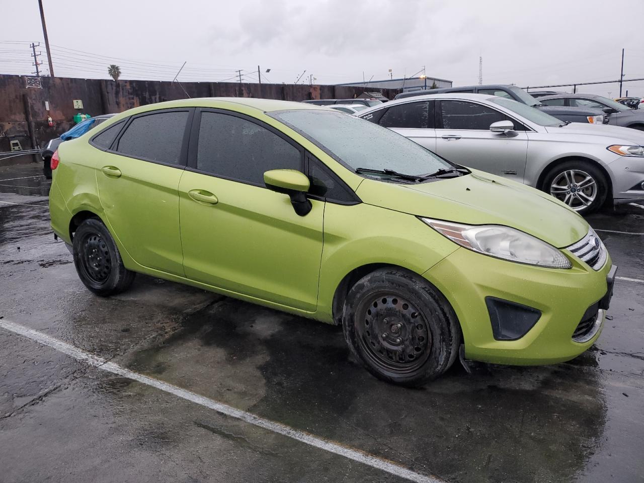 2011 Ford Fiesta - Image 4